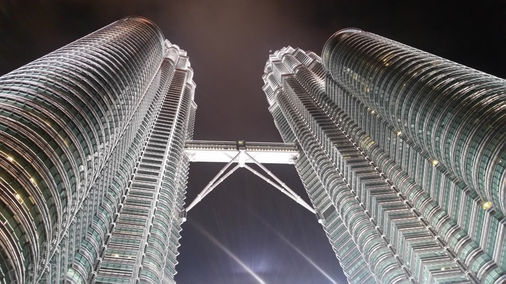 Tours Petronas à Kuala Lumpur en Malaisie